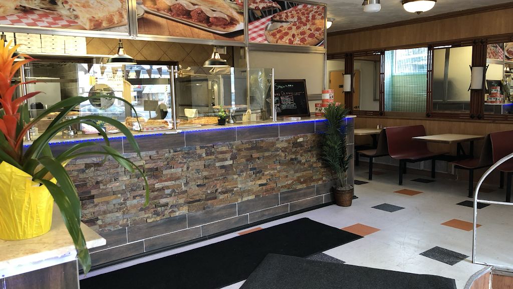 Pizza Boss | restaurant | 6700 Rising Sun Ave, Philadelphia, PA 19111, USA | 2155442677 OR +1 215-544-2677
