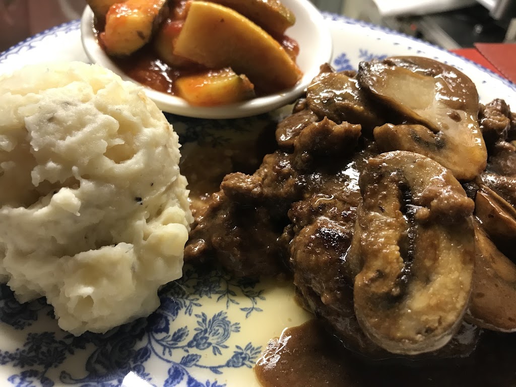 North & Southeats Restaraunt | restaurant | 75 Railroad Ave, Brownville Junction, ME 04415, USA | 2079656119 OR +1 207-965-6119