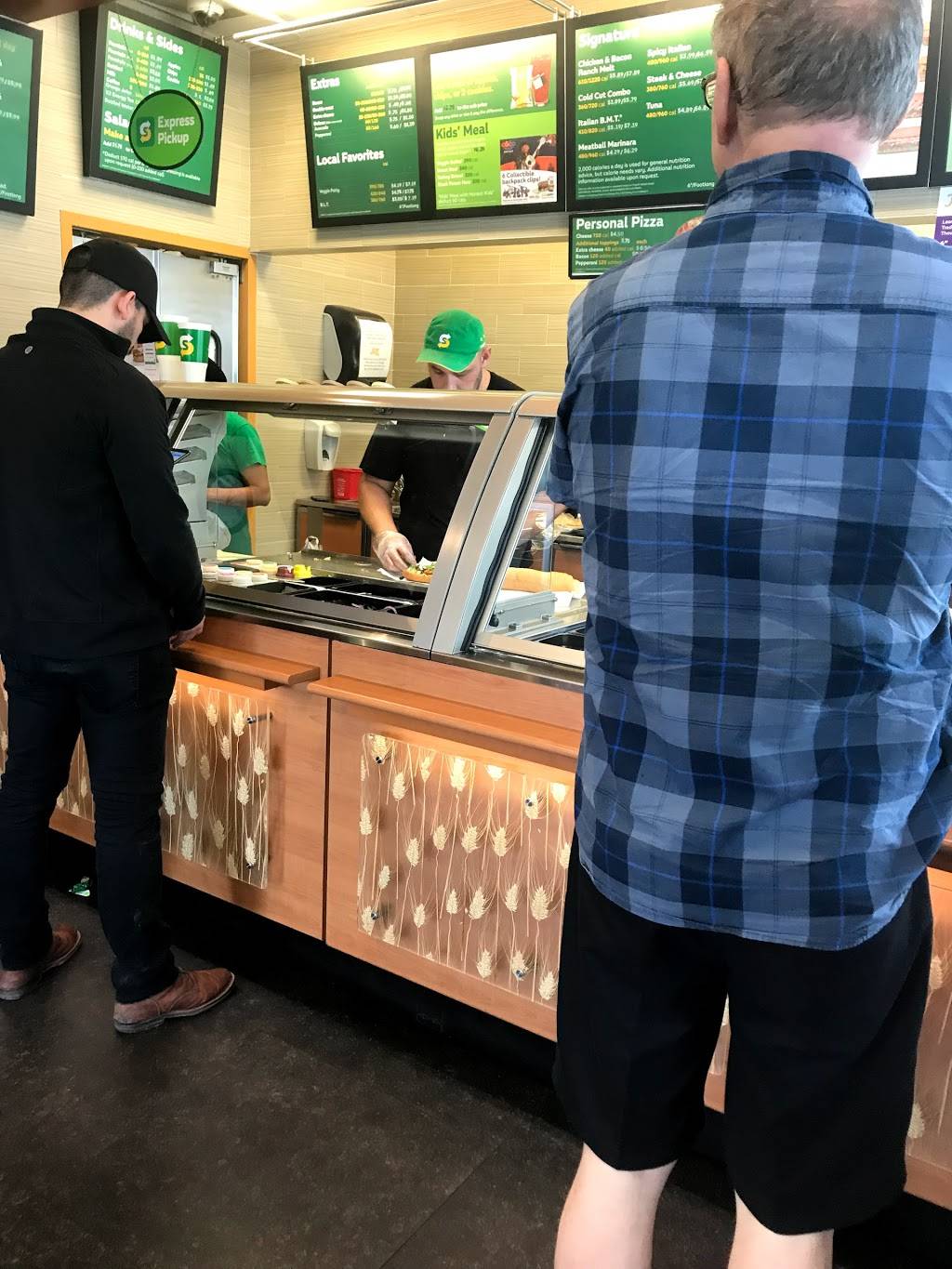 Subway Restaurants | restaurant | 2850 Stirling Rd Suites A-B, Hollywood, FL 33020, USA | 9543811244 OR +1 954-381-1244