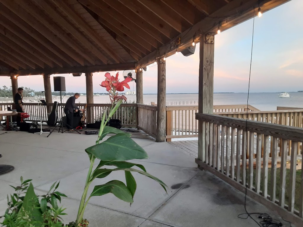 Papa Joes Bayside | restaurant | 4601 West, US-98, Panama City, FL 32401, USA | 8506044923 OR +1 850-604-4923