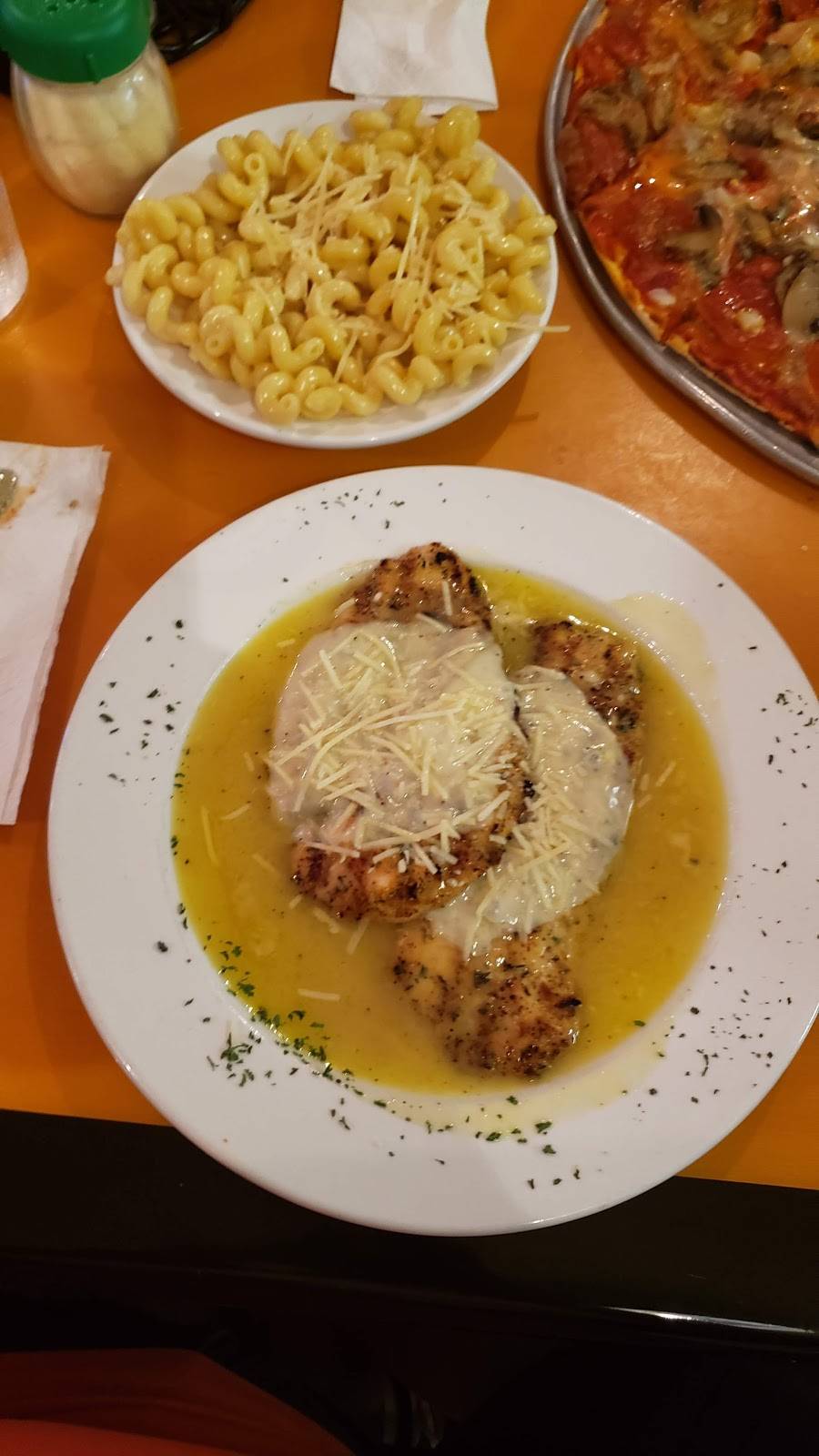 Frankie Toccos Pizzeria | restaurant | 108 S Main St, St Charles, MO 63301, USA | 6369477007 OR +1 636-947-7007