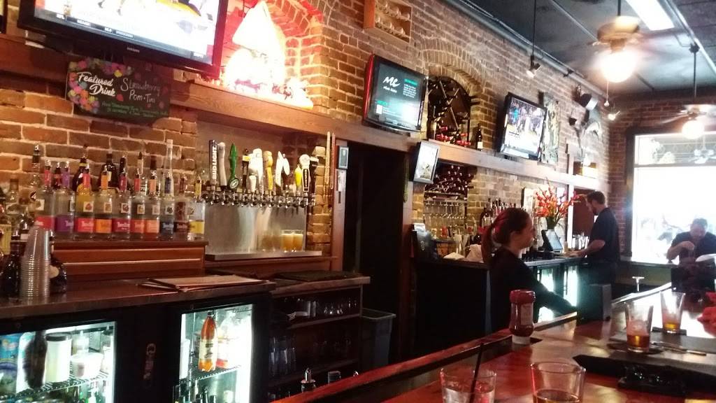 Obricks Irish Pub & Martini Bar | restaurant | 427 12th St W, Bradenton, FL 34205, USA | 9418968860 OR +1 941-896-8860