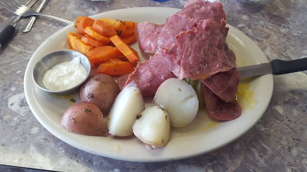 J & M Family Restaurant | restaurant | 1295 S State St, Hemet, CA 92543, USA | 9517650166 OR +1 951-765-0166