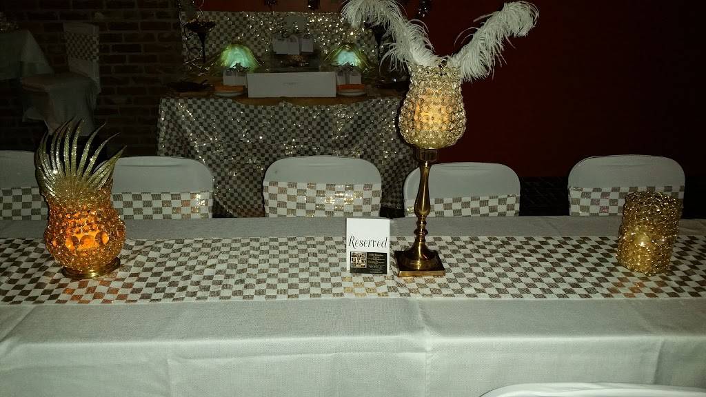 4 Seasons Bar & Grill | restaurant | 719 5th Ave N, Birmingham, AL 35203, USA | 2055667552 OR +1 205-566-7552