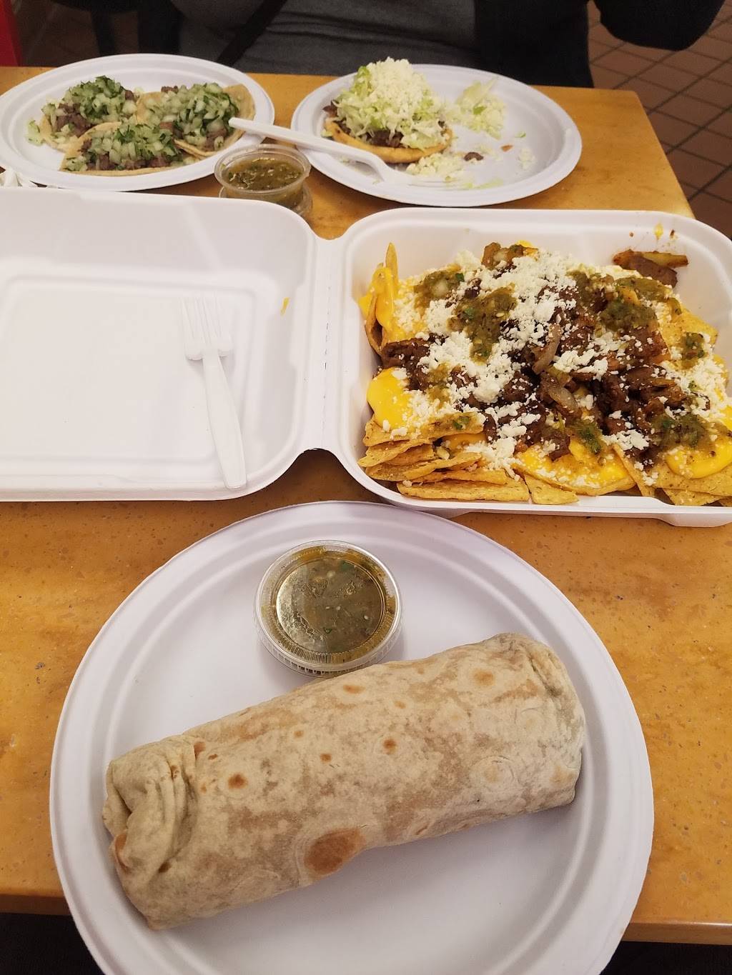 King Taco # 29 | restaurant | 115-117 E Broadway, Glendale, CA 91205, USA | 8184090172 OR +1 818-409-0172