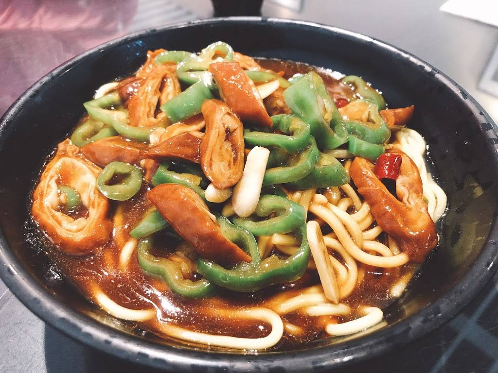 Eight Noodles | restaurant | 3309 Sheppard Ave E, Scarborough, ON M1T 3K2, Canada | 4164901888 OR +1 416-490-1888