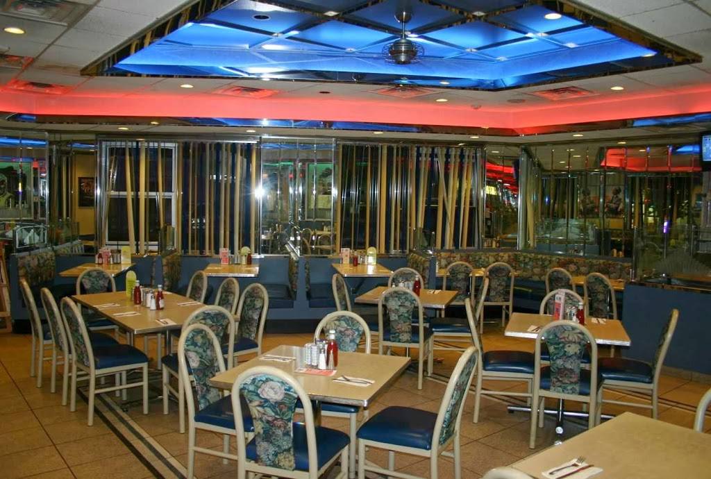 Broadway Lights Diner & Cafe | restaurant | 713 Broadway, Kingston, NY 12401, USA | 8453384280 OR +1 845-338-4280