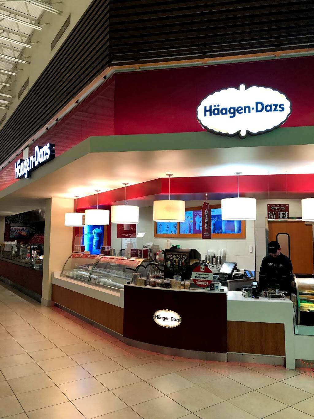 Häagen-Dazs | restaurant | 5220 Fashion Outlets Way, Rosemont, IL 60018, USA | 8477372747 OR +1 847-737-2747