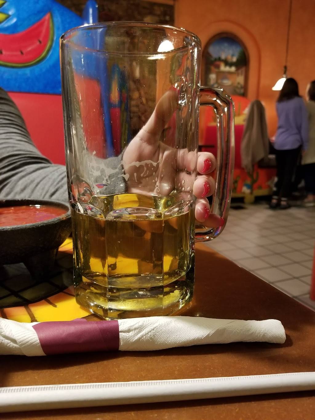 Casablanca Mexican Restaurant | restaurant | 700 N Riverside Dr, Clarksville, TN 37040, USA | 9319200494 OR +1 931-920-0494