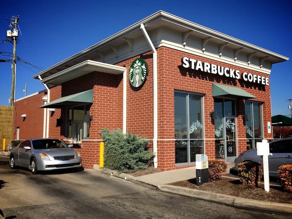Starbucks | cafe | 7803 Montvue Center Way, Knoxville, TN 37919, USA | 8654709234 OR +1 865-470-9234