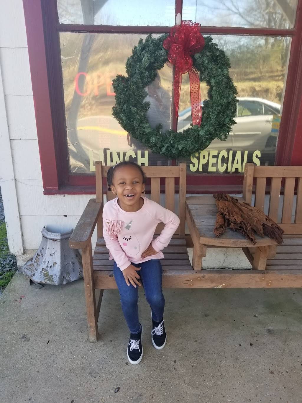 Bumpus Meals Diner | restaurant | 3144 TN-120, Bumpus Mills, TN 37028, USA | 9312328080 OR +1 931-232-8080