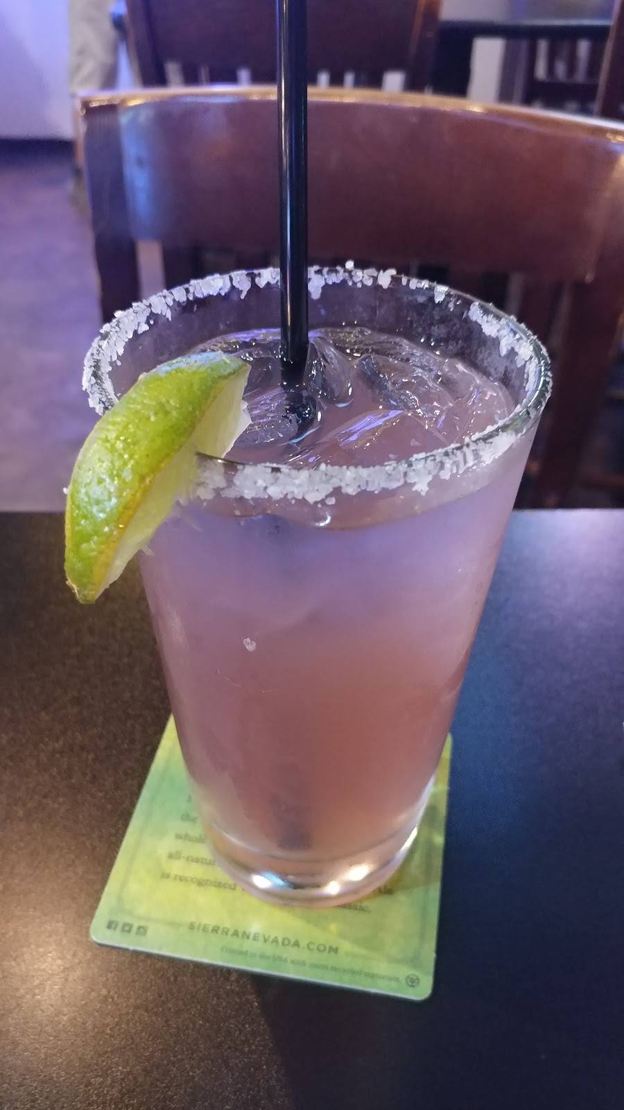 The Twisted Pig | restaurant | 2717 Coffee Rd, Modesto, CA 95355, USA | 2092487243 OR +1 209-248-7243