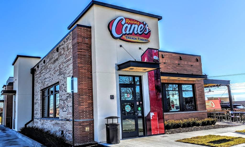 Raising Canes Chicken Fingers | meal takeaway | 12056 W 95th St, Lenexa, KS 66215, USA | 9132270481 OR +1 913-227-0481