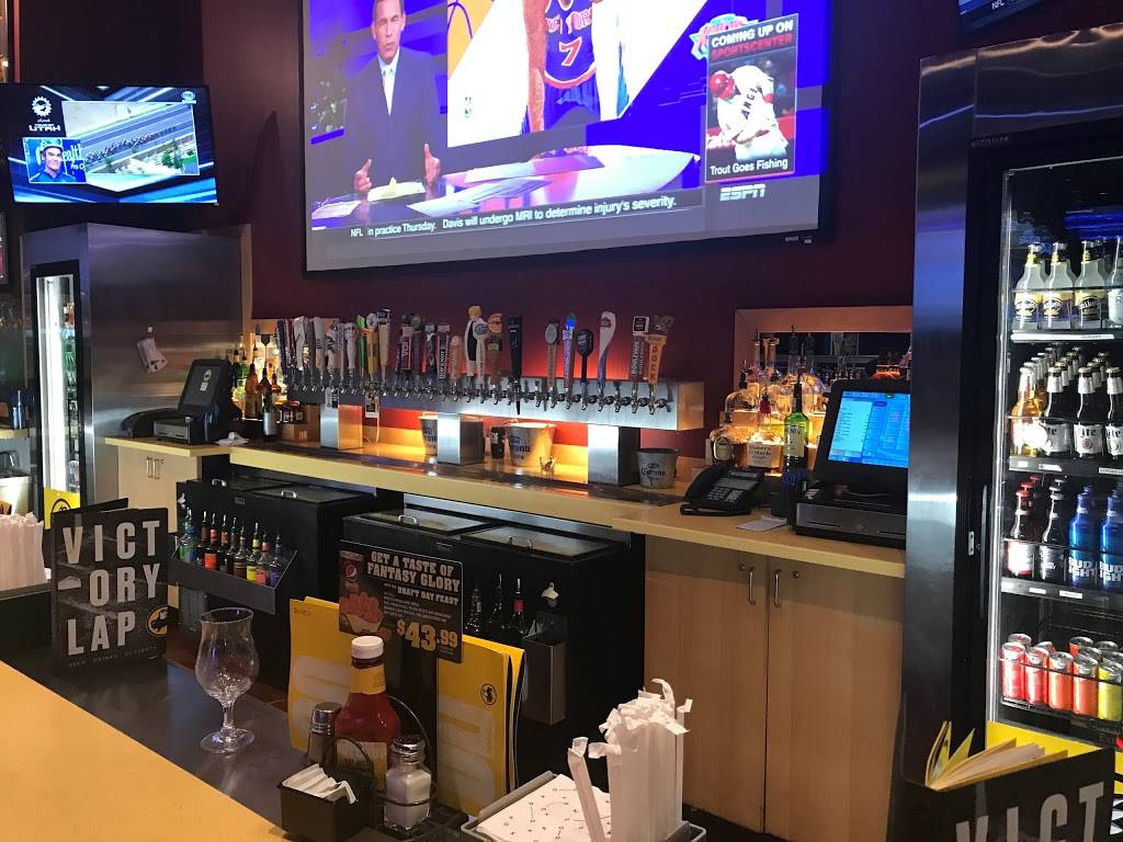 Buffalo Wild Wings | restaurant | 13882 W Bell Rd, Surprise, AZ 85374, USA | 6235467672 OR +1 623-546-7672