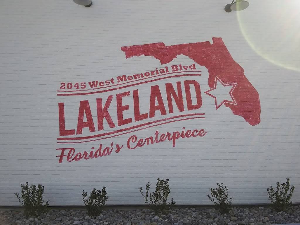 Taco Bell | restaurant | 2045 W Memorial Blvd, Lakeland, FL 33815, USA | 8636830100 OR +1 863-683-0100