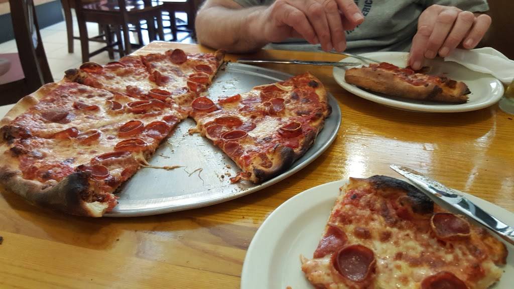 Frank & John From Italy | restaurant | 186 Main St, East Greenwich, RI 02818, USA | 4018849751 OR +1 401-884-9751