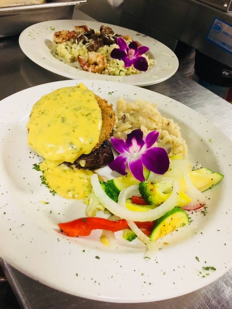 Parkway Bistro | restaurant | 2126 SC-9 ste d2, Longs, SC 29568, USA | 8433901276 OR +1 843-390-1276