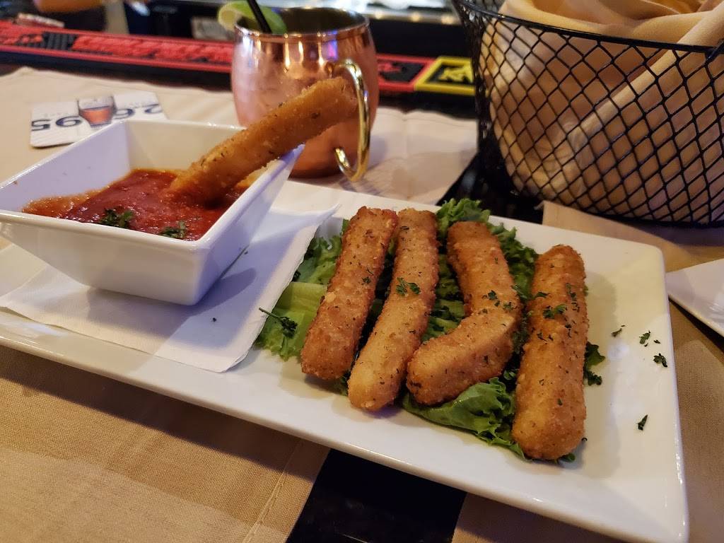 Grand Lake Public House | restaurant | 1623 S Main St, Grove, OK 74344, USA | 4177705226 OR +1 417-770-5226