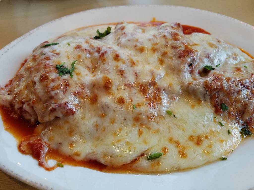 Ginos of Ronkonkoma | restaurant | 214 Portion Rd, Ronkonkoma, NY 11779, USA | 6315889874 OR +1 631-588-9874