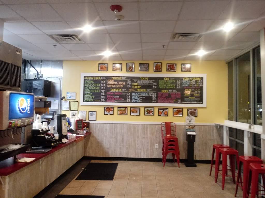 Skrimp Shack | restaurant | 419 Gateway Dr #5, Winchester, VA 22603, USA | 5406656470 OR +1 540-665-6470