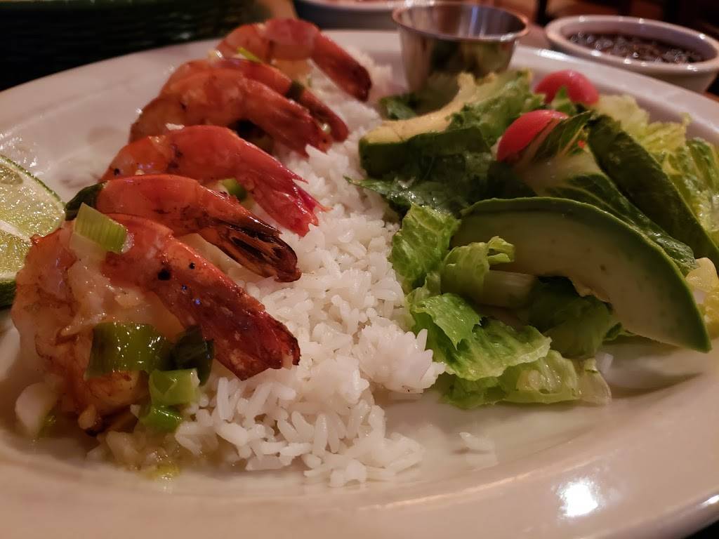 El Tio Tex-Mex Grill | restaurant | 1433 Center St, McLean, VA 22101, USA | 7037901910 OR +1 703-790-1910