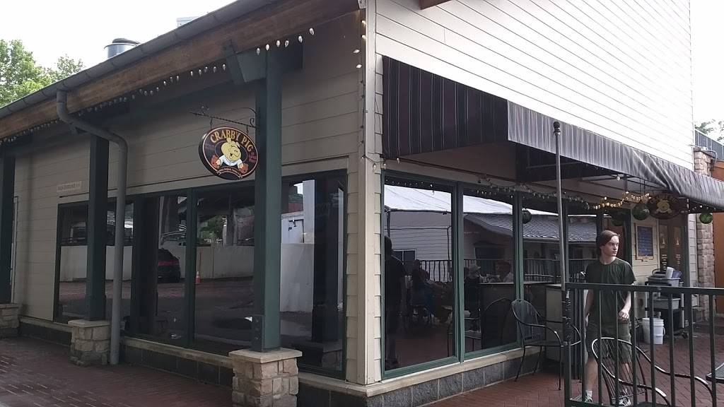 Crabby Pig | restaurant | 13 Canal St, Cumberland, MD 21502, USA | 3017247472 OR +1 301-724-7472