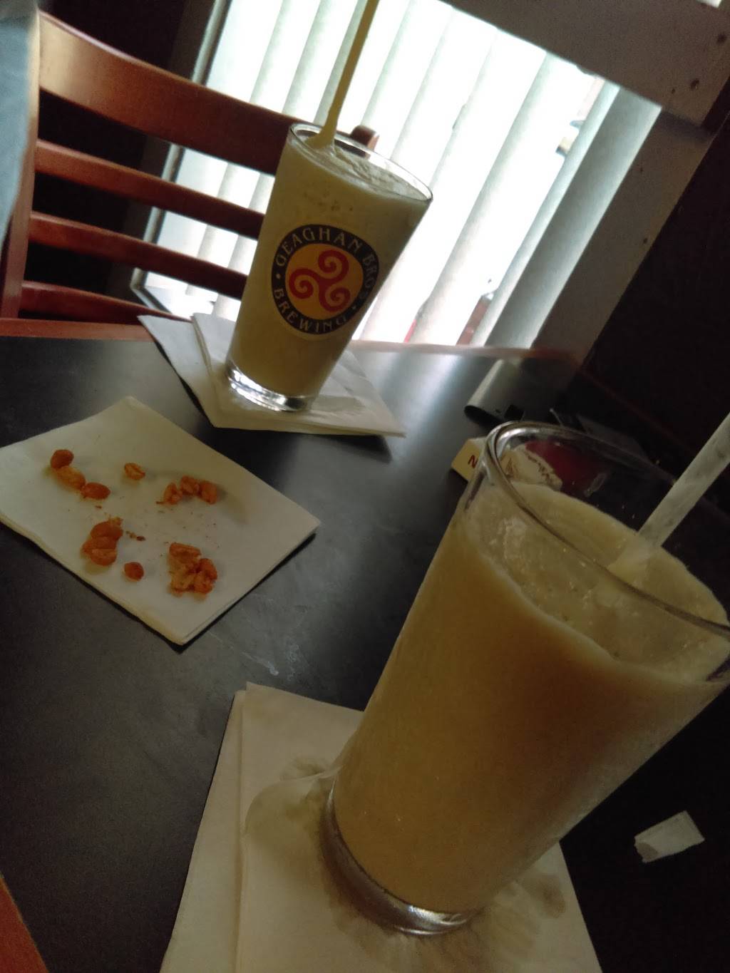 Lisas Restaurant & Lounge | restaurant | 15 Bangor St, Augusta, ME 04330, USA | 2076210599 OR +1 207-621-0599