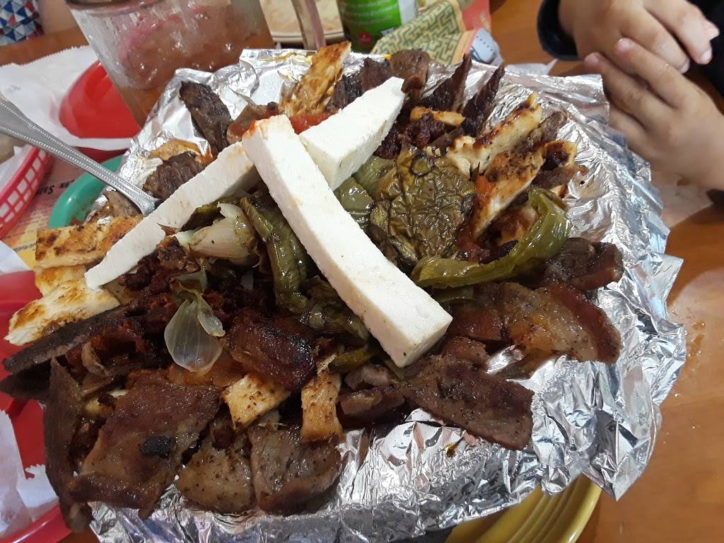 La Casa Del Sazón | restaurant | 22 W Romie Ln, Salinas, CA 93901, USA | 8317512300 OR +1 831-751-2300