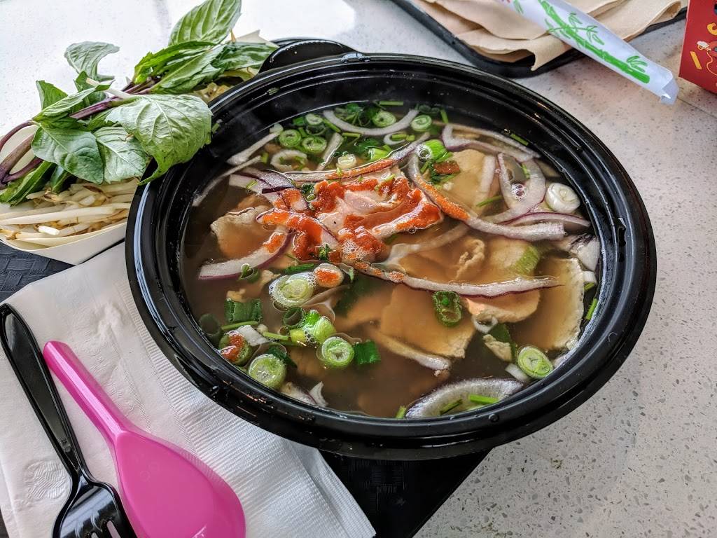 Pho Kitchen Dallas | restaurant | 8687 N Central Expy, Dallas, TX 75225, USA | 2147063595 OR +1 214-706-3595