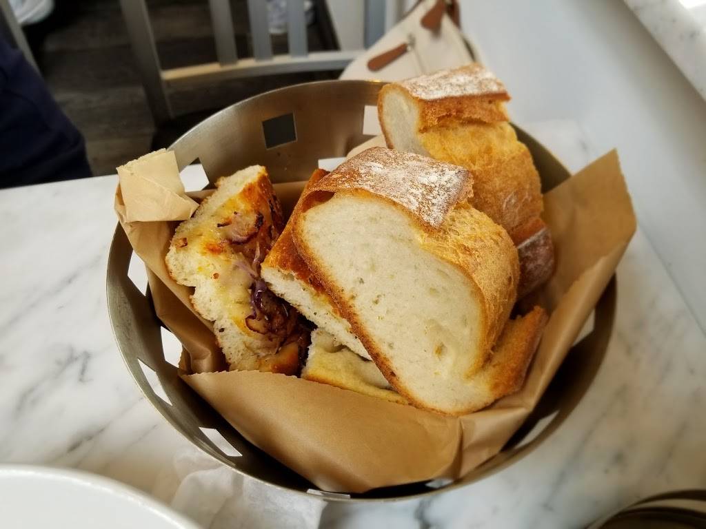 La Villa Pizzeria | restaurant | 1529 86th St, Brooklyn, NY 11228, USA | 7182563100 OR +1 718-256-3100