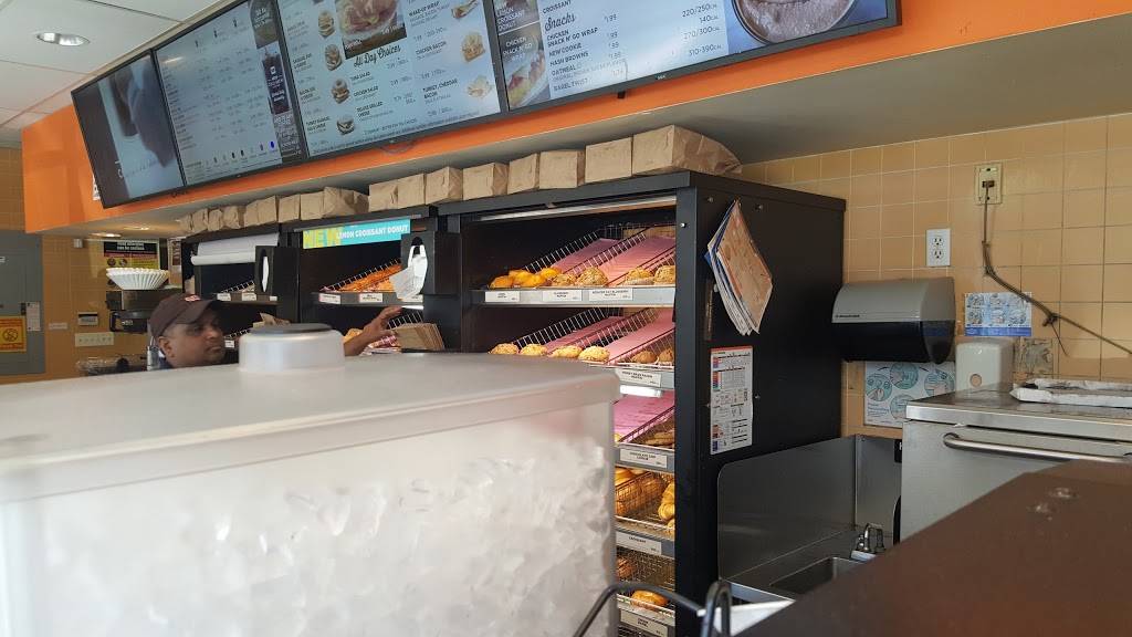 Dunkin Donuts | cafe | 1029 Clintonville St, Whitestone, NY 11357, USA | 7183520300 OR +1 718-352-0300