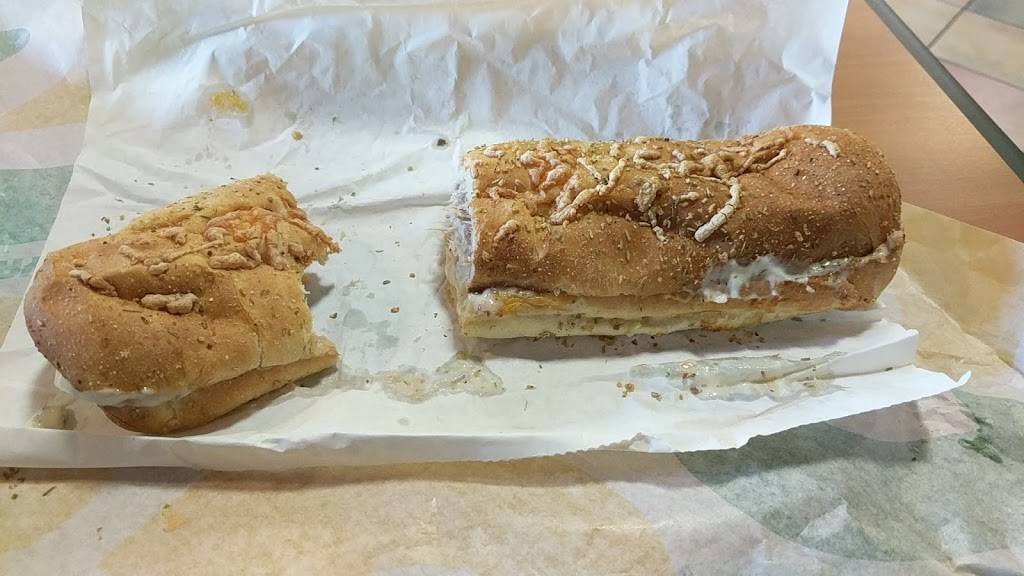 Subway | restaurant | 2020 N Flamingo Rd, Pembroke Pines, FL 33028, USA | 9543676941 OR +1 954-367-6941