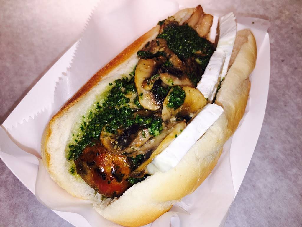 Hot"G"Dog | restaurant | 5009 N Clark St, Chicago, IL 60640, USA | 7732093360 OR +1 773-209-3360