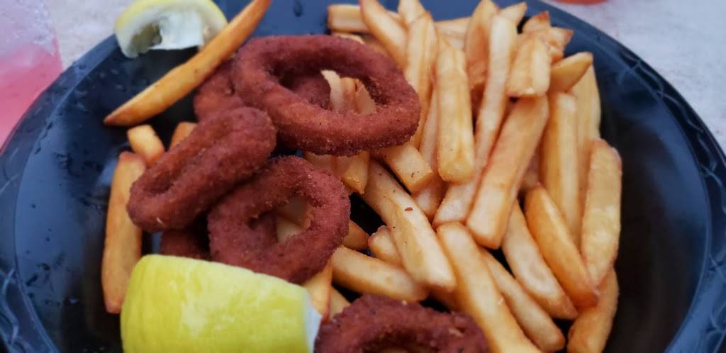 Lahaina Beach House | restaurant | 710 Oliver Ct, San Diego, CA 92109, USA | 8582703888 OR +1 858-270-3888