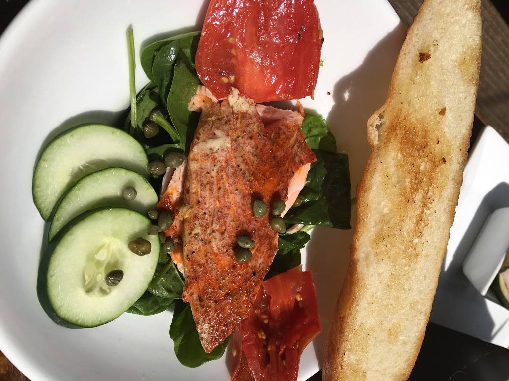 Establishment | night club | 1197 Peachtree St NE Suite 517, Atlanta, GA 30305, USA | 4043475291 OR +1 404-347-5291