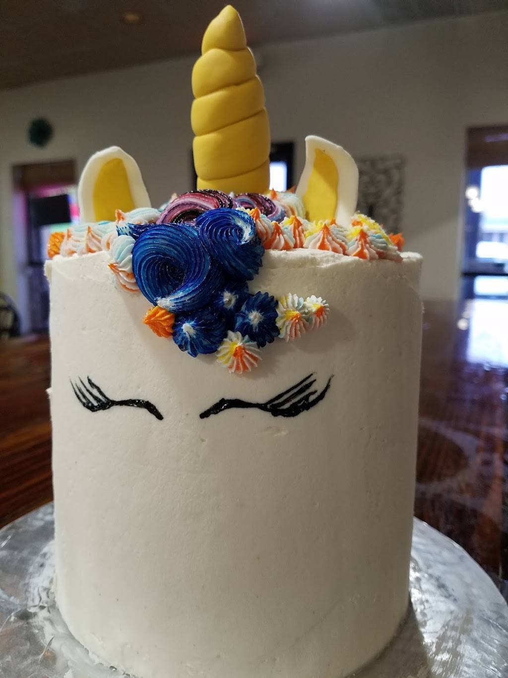 The Blue Rose Cafe & Bakery | restaurant | 11950 Cloverland Ave a, Baton Rouge, LA 70809, USA | 2254399015 OR +1 225-439-9015