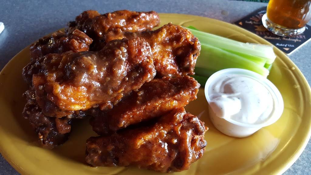 Flying Boots & Wings | restaurant | 614 S 38th St, Tacoma, WA 98418, USA | 2532671037 OR +1 253-267-1037