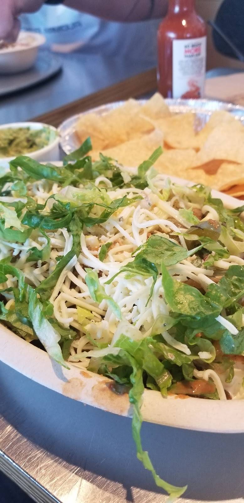 Chipotle Mexican Grill | restaurant | 2701 39th Ave NE Ste E128, Minneapolis, MN 55421, USA | 6127895000 OR +1 612-789-5000