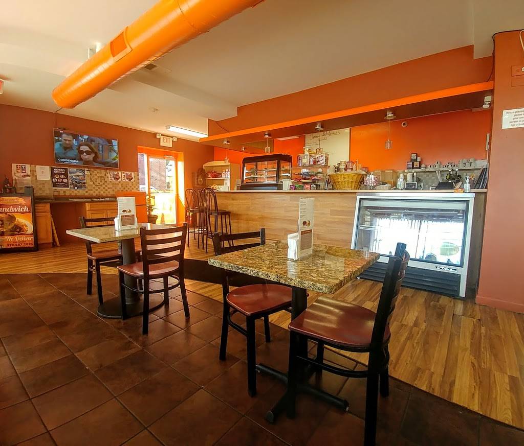 Alecomfe Coffee and Restaurant | restaurant | 76 Walnut St, Peabody, MA 01960, USA | 9785872825 OR +1 978-587-2825