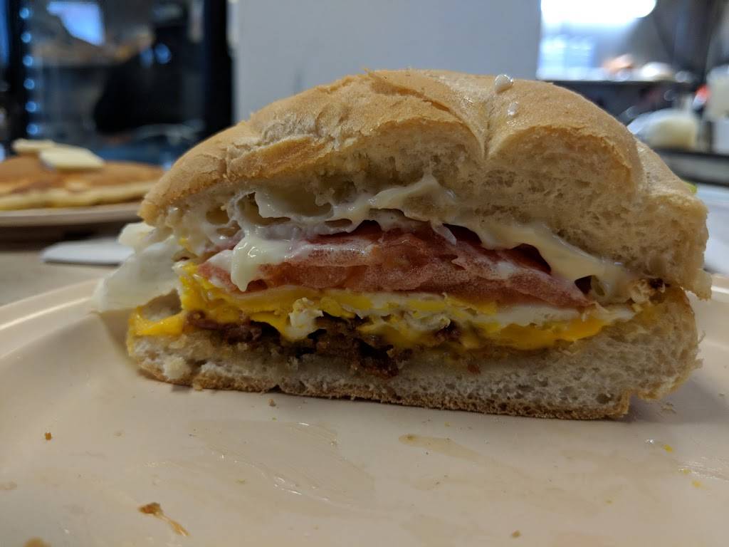 Moons Sandwich Shop | restaurant | 16 S Western Ave, Chicago, IL 60612, USA | 3122265094 OR +1 312-226-5094