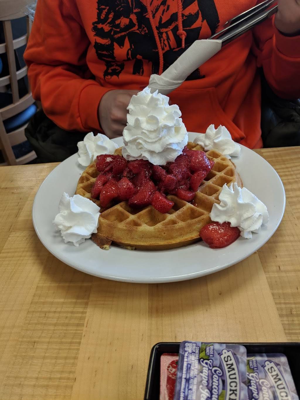 WestEnd Farm To Table | restaurant | 4141 W Michigan Ave, Jackson, MI 49202, USA | 5177504999 OR +1 517-750-4999