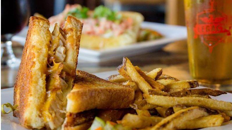 Legacy Brewing Tap and Kitchen | restaurant | 7060 Miramar Rd #101, San Diego, CA 92121, USA | 8586959953 OR +1 858-695-9953