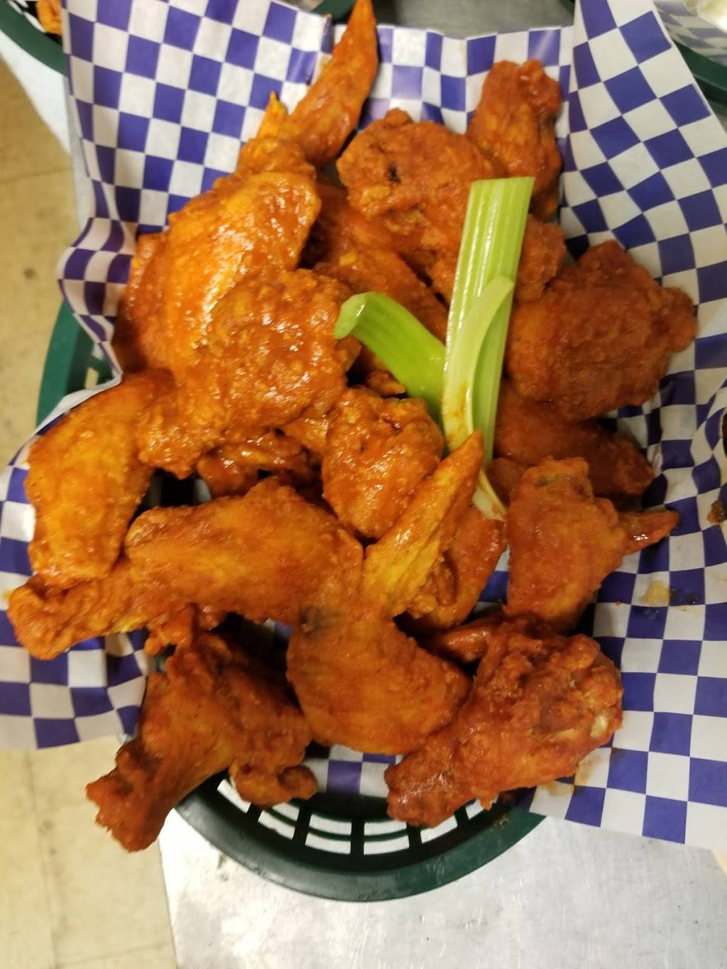 The Pub | restaurant | 570 S Gary Ave, Carol Stream, IL 60188, USA | 6306537038 OR +1 630-653-7038