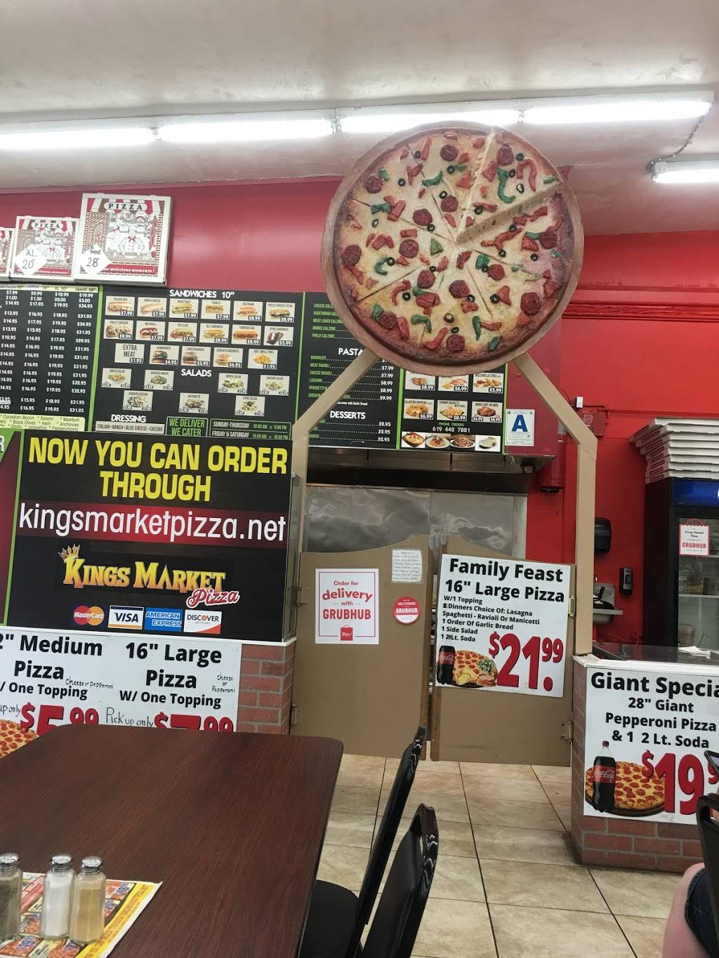 King Market Pizza | restaurant | 7907 Cajon Rd, El Cajon, CA 92021, USA | 6194427897 OR +1 619-442-7897