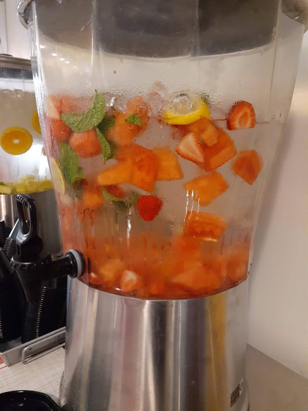 HBO Café | restaurant | 4650 Sunset Blvd, Los Angeles, CA 90027, USA | 3233612365 OR +1 323-361-2365