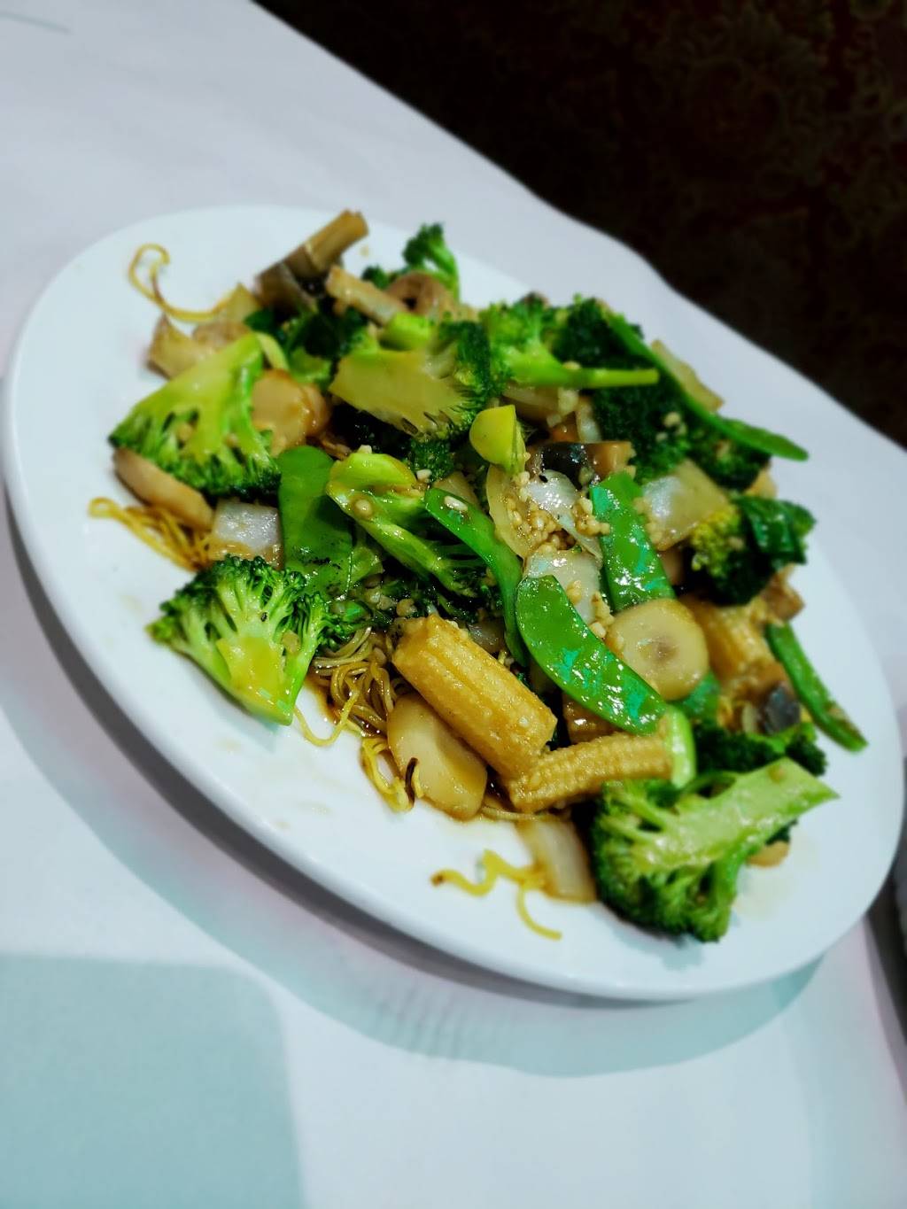 Gurus Chilli Chinese Cuisine | restaurant | 8917 The Gore Rd, Brampton, ON L6P 2L1, Canada | 9057940995 OR +1 905-794-0995