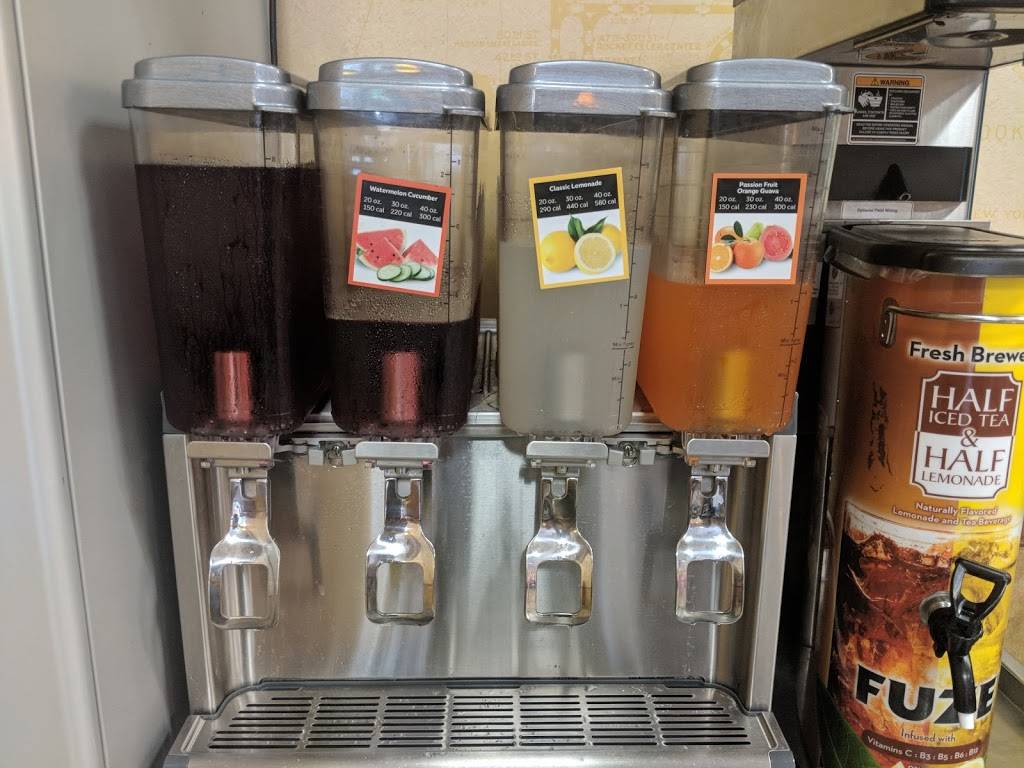 Subway Restaurants | restaurant | 7582 Broadway Ste A, Lemon Grove, CA 91945, USA | 6194612500 OR +1 619-461-2500