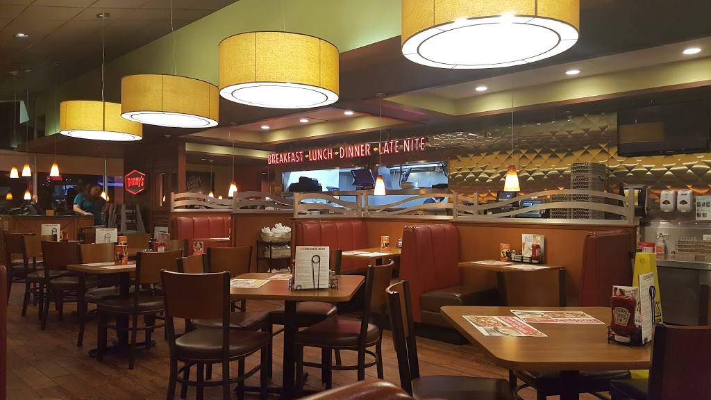Dennys | restaurant | 9217 S Cicero Ave, Oak Lawn, IL 60453, USA | 7084993810 OR +1 708-499-3810