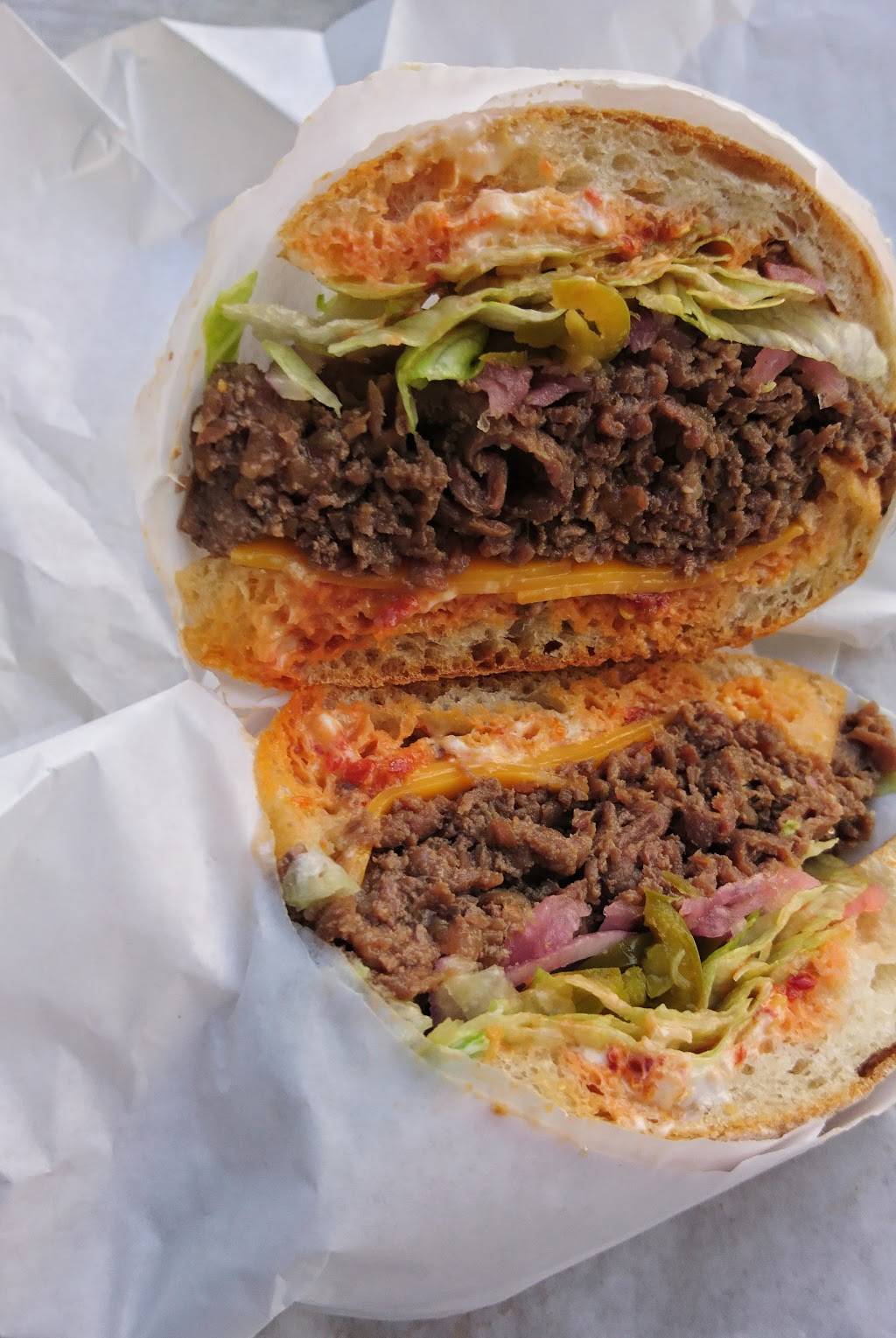 Rheas Deli & Market | restaurant | 800 Valencia St, San Francisco, CA 94110, USA | 4152825255 OR +1 415-282-5255