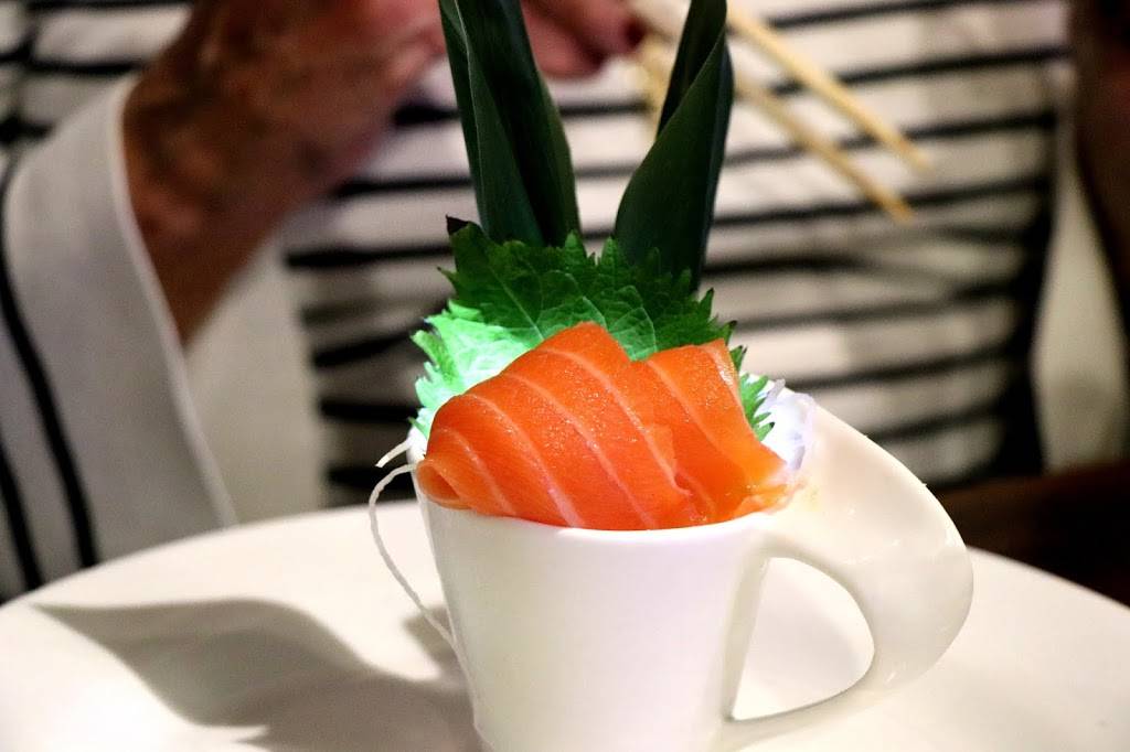 Passion Fin | restaurant | 7320 Atlas Walk Way, Gainesville, VA 20155, USA | 5712482381 OR +1 571-248-2381